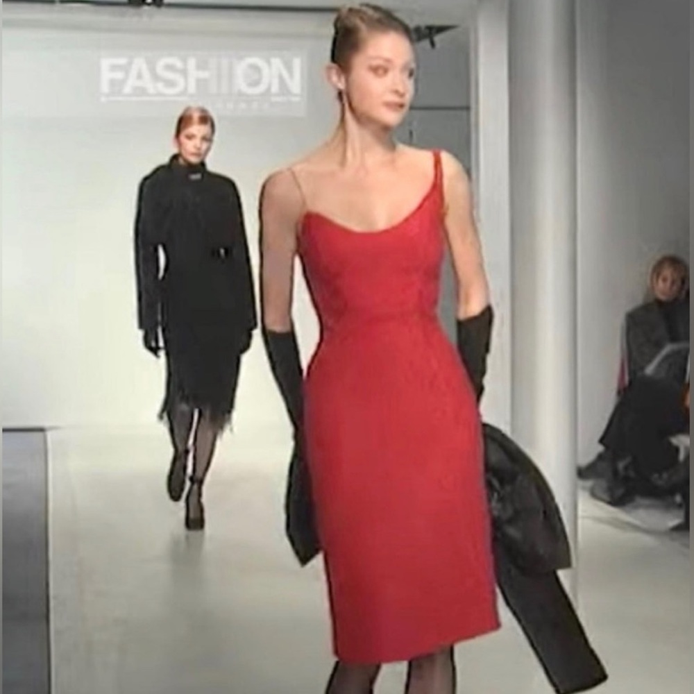Archival Thierry Mugler Black Wool Boucle and Chain Dress - 1999 Fashion Week - Picture 6 of 12